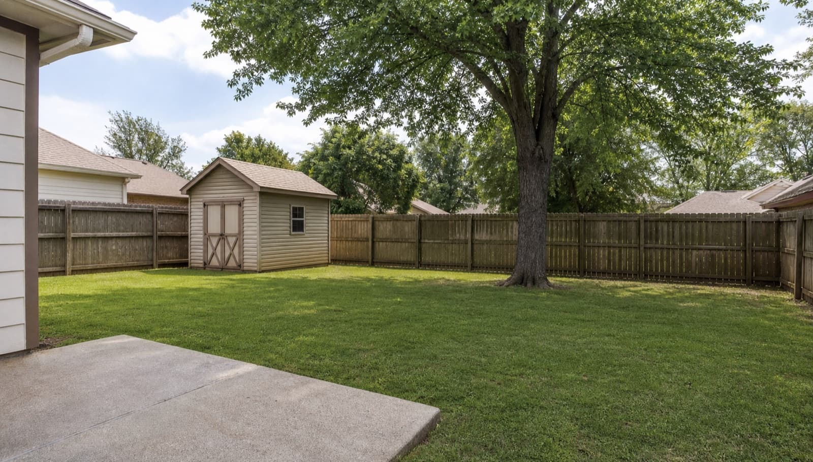 Yard Cleanup & Debris Removal